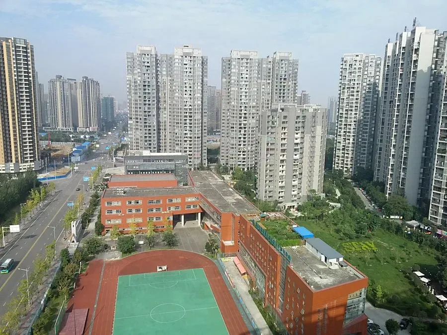 通用时代国际社区2室1厅1卫西南朝向3300.00元/月出租