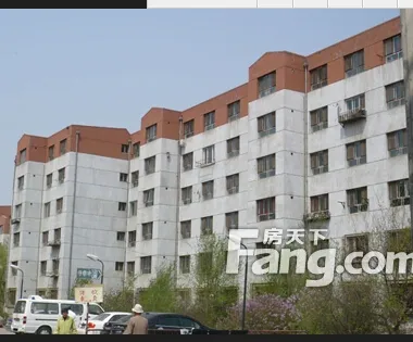 兴茂家园4室2厅2卫南北朝向2500.00元/月出租