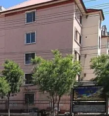 金屋公寓3室1厅1卫南北朝向1900.00元/月出租