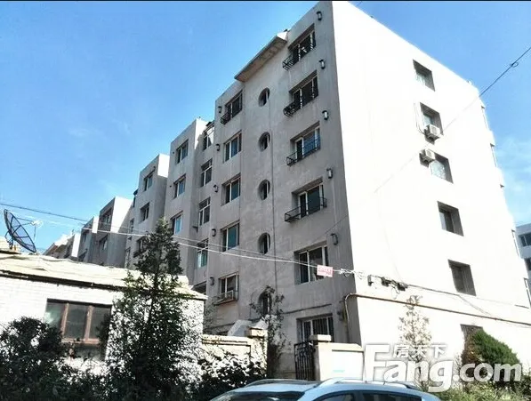 捷屹小区1室南北朝向700.00元/月出租