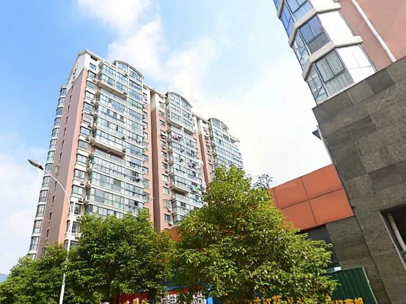 帝奥生活广场3室2厅1卫南朝向2200.00元/月出租