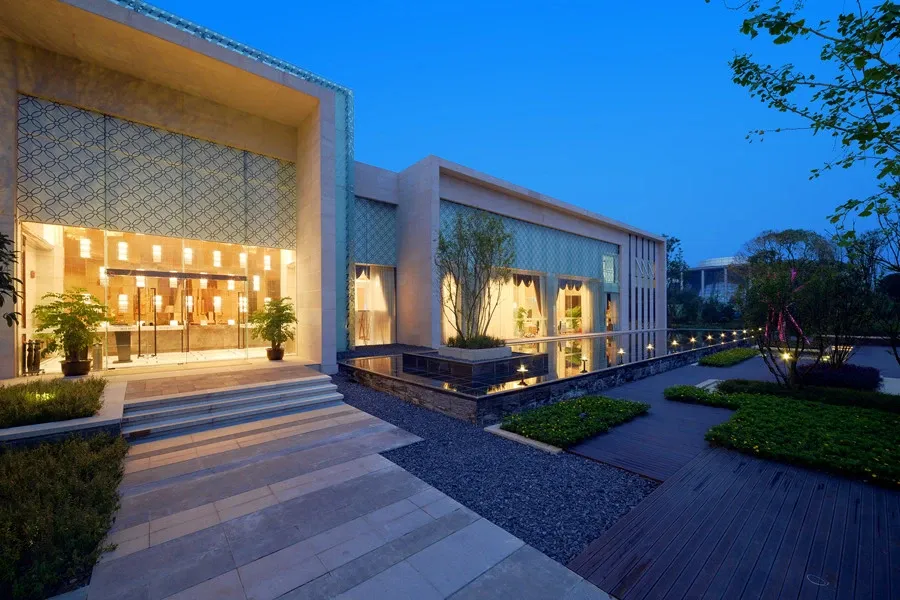 滨江和城4室2厅2卫南朝向3700.00元/月出租