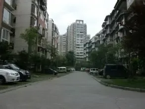 柳江新居三期2室1厅1卫东南朝向3500.00元/月出租