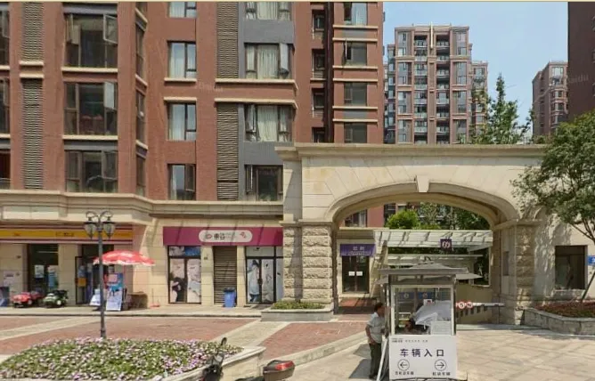 中粮祥云国际生活区二期3室1厅1卫东南朝向5000.00元/月出租