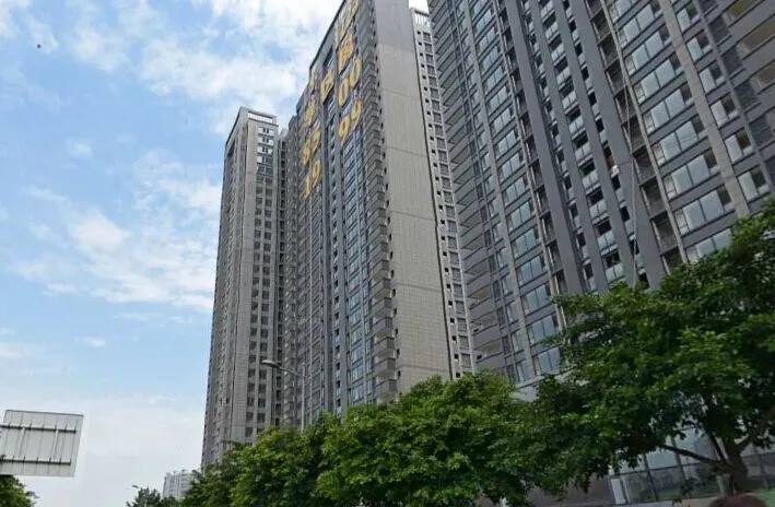 通用时代国际社区3室2厅2卫东南朝向3800.00元/月出租