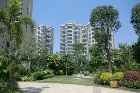 万科四季花城3室2厅2卫南朝向2700.00元/月出租
