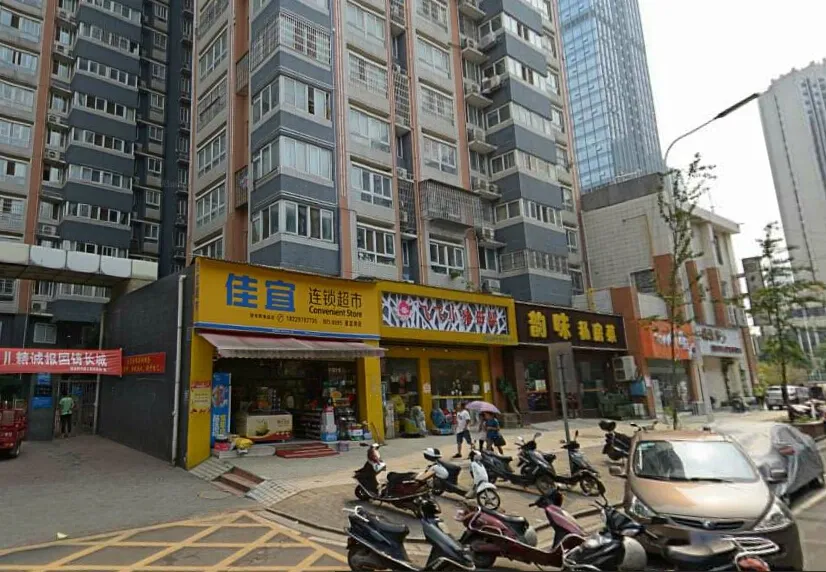 星蓝湾3室2厅2卫南朝向2800.00元/月出租