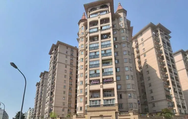 中华名园三期D区2室1厅1卫东南朝向2900.00元/月出租