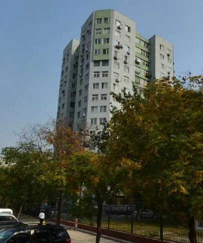八宝庄3室2厅2卫南北朝向6900.00元/月出租