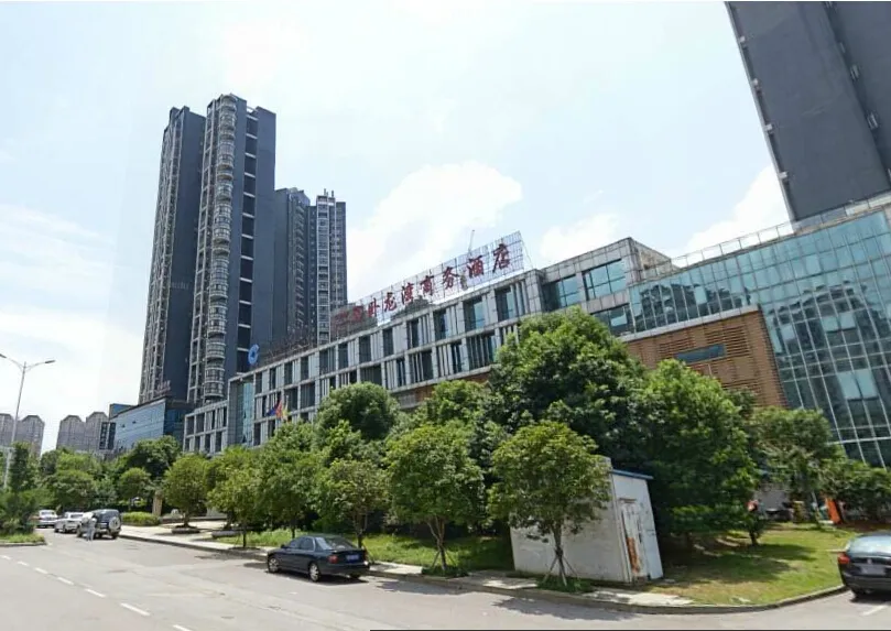 卧龙湾2室2厅1卫东西朝向1500.00元/月出租