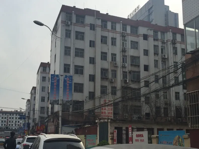 南下河小区1室1厅1卫南朝向500.00元/月出租