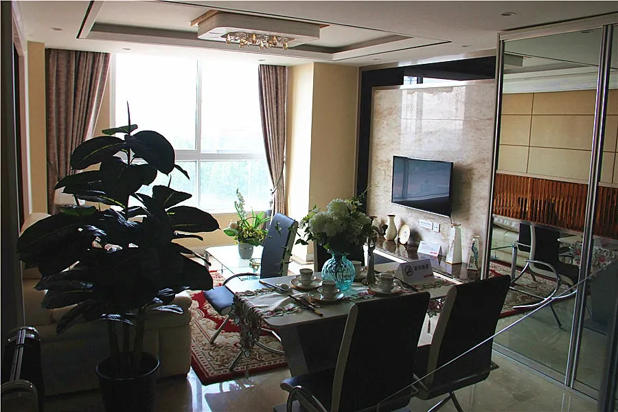 五洲国际核心沿街旺铺 8万买铺收9万租-洛阳新