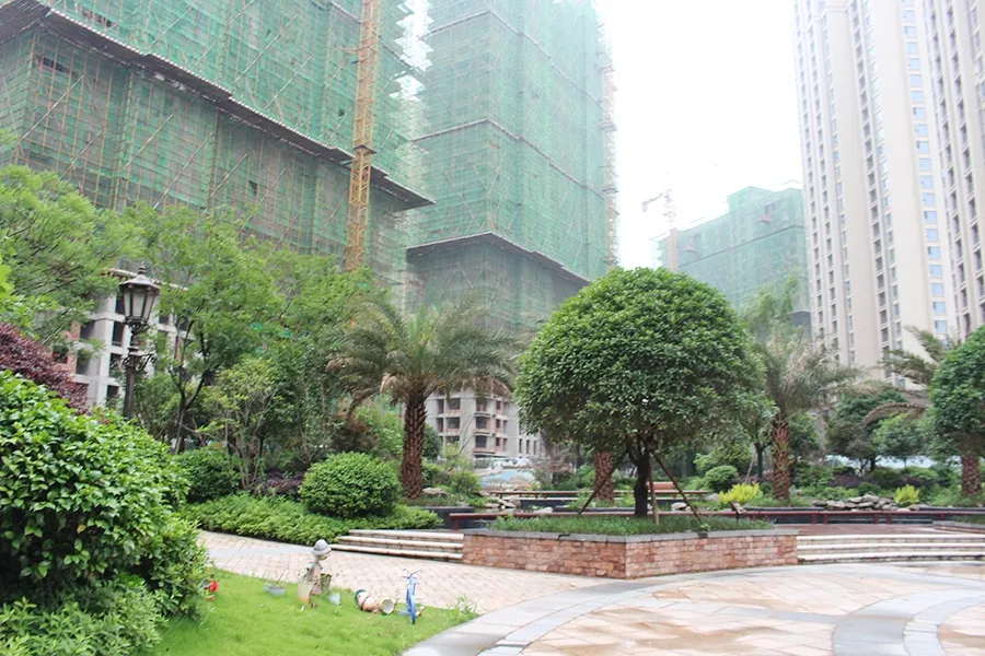 华晨栗雨香堤1室1厅1卫南朝向1200.00元/月出租