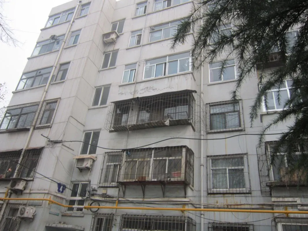 曹家巷小区2室2厅1卫东朝向800.00元/月出租