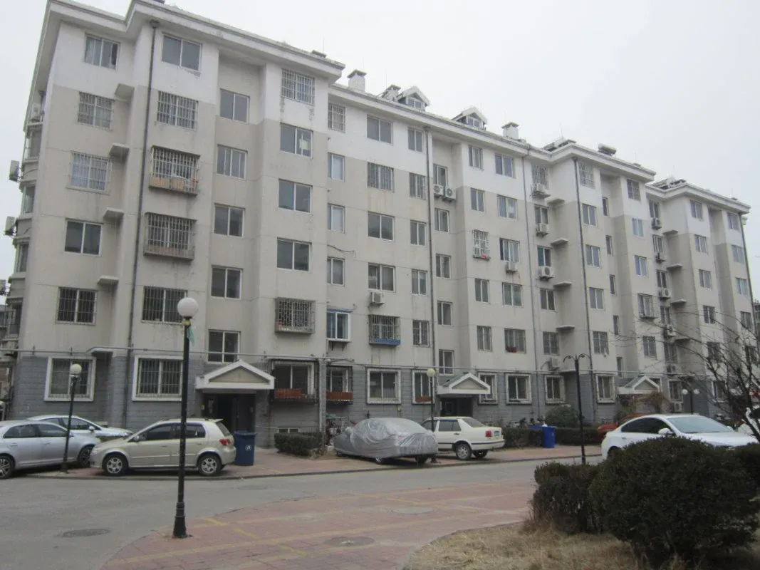 花福苑3室2厅1卫南北朝向900.00元/月出租