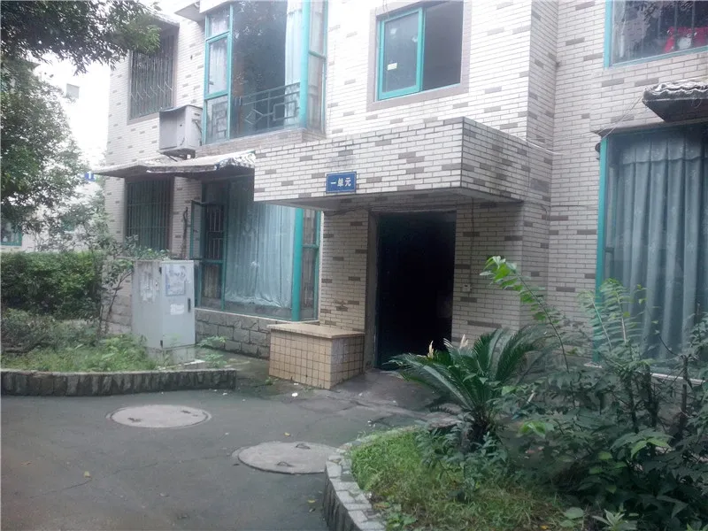 月楿丽苑2室1厅1卫南朝向1400.00元/月出租