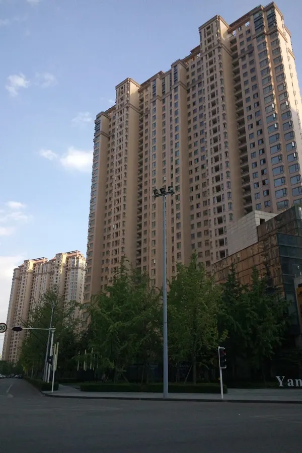 滨河湾3室2厅2卫南朝向7000.00元/月出租
