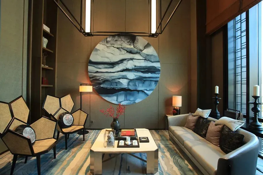绿地·海珀云翡4室2厅2卫南北朝向12000.00元/月出租