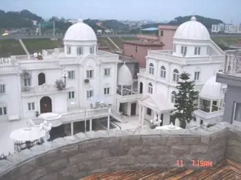 “炒作大王”邓建国5000万顶级豪宅曝光 “炒作大王”邓建国5000万顶级豪宅曝光