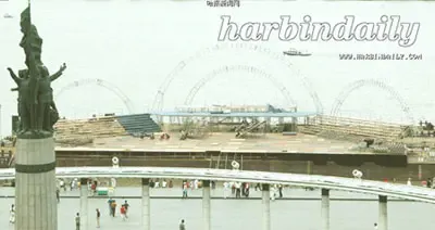 江上舞台亮相冰城 江上舞台亮相冰城