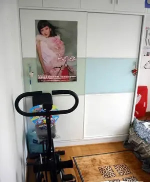 走进“超级女声”亚军周笔畅的私人闺房(图) 走进“超级女声”亚军周笔畅的私人闺房(图)