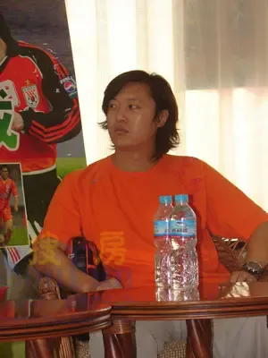 李霄鹏姜勇7月2日做客领秀城 与业主共享世界