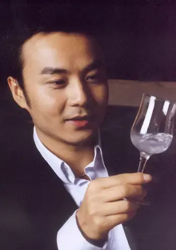 身价2亿4不满足:汪涵要出租房子加五折卖自己 身价2亿4不满足:汪涵要出租房子加五折卖自己