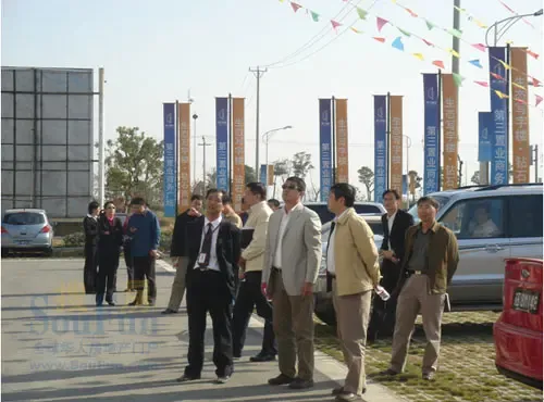 苏高新集团领导视察第三置业商务广场 苏高新集团领导视察第三置业商务广场