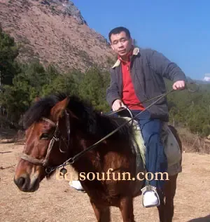 李战洪:披着狼皮的羊!(图文) 李战洪:披着狼皮的羊!(图文)