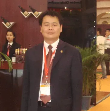 世友地板营销总监王洪福:金杯银杯不如消费者口碑 世友地板营销总监王洪福:金杯银杯不如消费者口碑