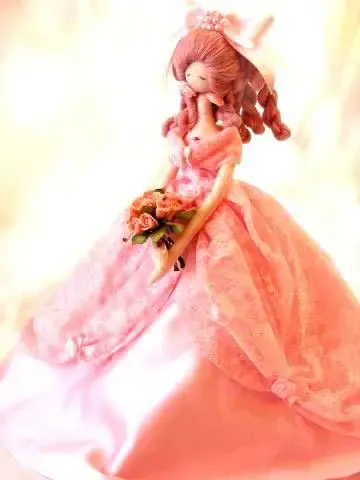 邂逅浪漫:婚纱娃娃温婉动人装扮梦幻婚房(图) 邂逅浪漫:婚纱娃娃温婉动人装扮梦幻婚房(图)