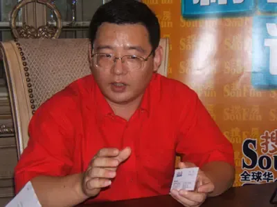 香港华伟家具总经理陈富军:纯中式家具市场广阔 香港华伟家具总经理陈富军:纯中式家具市场广阔