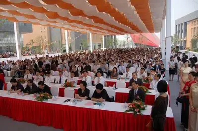 盛会首日盛况空前 激情照耀2007全球家具上海采购大会 盛会首日盛况空前 激情照耀2007全球家具上海采购大会