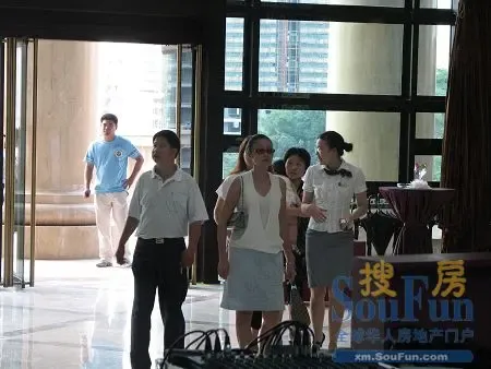 现场直播:仲夏夜之梦 云顶至尊盛大开盘酒会 现场直播:仲夏夜之梦 云顶至尊盛大开盘酒会