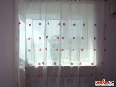看网友亲手设计 2万元装修70平米甜蜜小家(图) 看网友亲手设计 2万元装修70平米甜蜜小家(图)