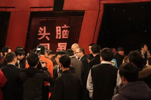 争论:房地产的“拐点”到来了吗? 争论:房地产的“拐点”到来了吗?