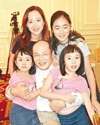 娱乐圈明星夫妻离婚之最(组图) 娱乐圈明星夫妻离婚之最(组图)