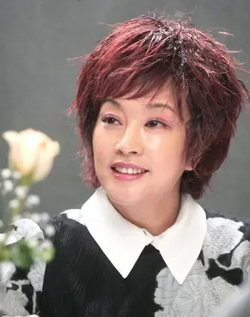 女人四十花照开 娱乐圈炒房十大精明女(组图) 女人四十花照开 娱乐圈炒房十大精明女(组图)
