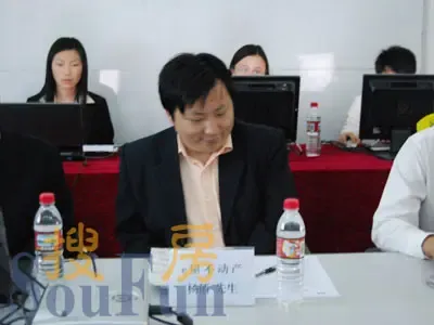 e屋不动产杨俏:可能到11月市场慢慢的才回暖 e屋不动产杨俏:可能到11月市场慢慢的才回暖