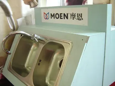 搜房记者带您看春季??E肿颁? 上海展览中心上演 搜房记者带您看春季??E肿颁? 上海展览中心上演