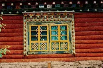 西藏风景美如画 看各具特色的藏式民宅(多图) 西藏风景美如画 看各具特色的藏式民宅(多图)