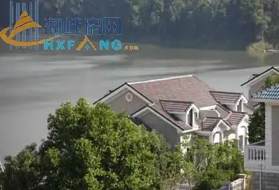 859公顷森林公园与千顷翠湖将山庄环抱 859公顷森林公园与千顷翠湖将山庄环抱
