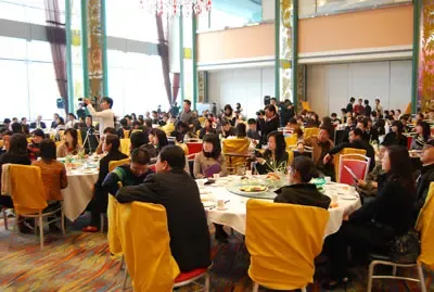搜房现场直播:2008NREE地产丽人秀新闻发布会 搜房现场直播:2008NREE地产丽人秀新闻发布会