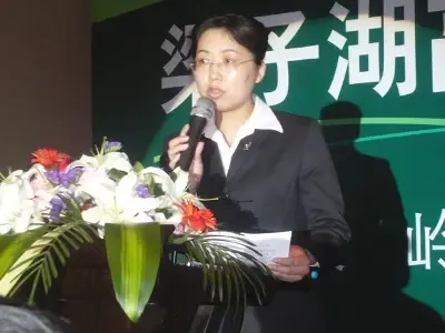 搜房直播:梁子湖高尔夫果岭.曦园产品鉴赏会 搜房直播:梁子湖高尔夫果岭.曦园产品鉴赏会