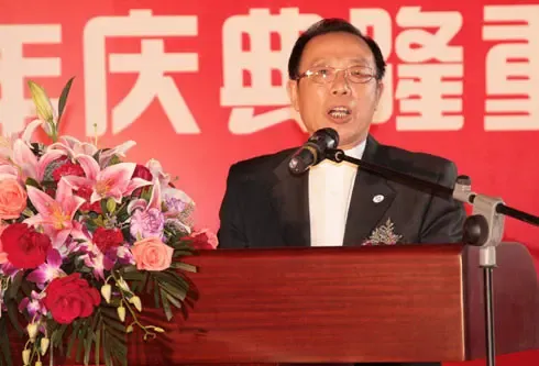 常务副会长兼秘书长王肇文先生 常务副会长兼秘书长王肇文先生