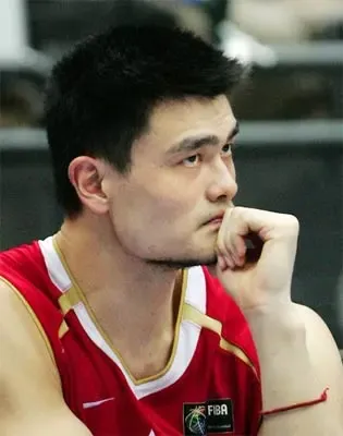 众志成城心连汶川 披露体坛明星赈灾捐款明细表 众志成城心连汶川 披露体坛明星赈灾捐款明细表