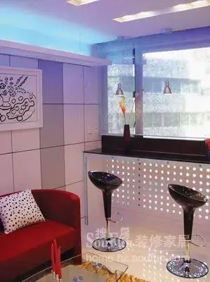 ����һ�Ǳٳ��İ�̨