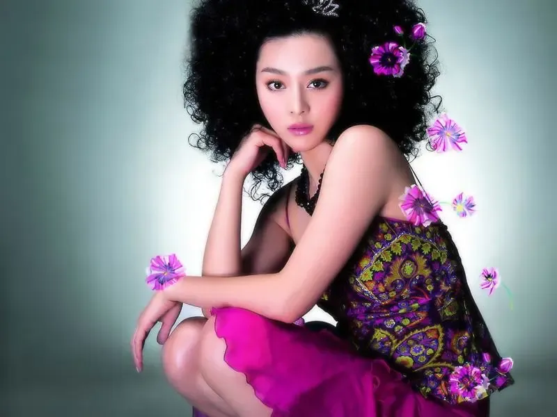 网络搜索前<em>十大美女</em>帅哥 李俊基刘亦菲获第一
