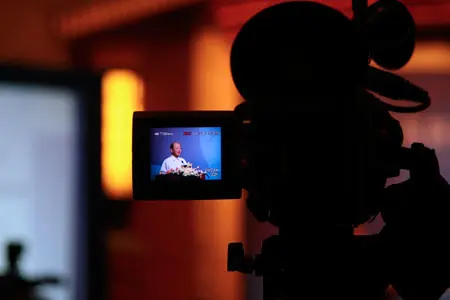 成都高层建筑的抗震与防震专家研讨会