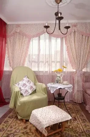 ������װ��͸ҫ�۹�� ����ļҹ�ʶ�Ŀ(ͼ)